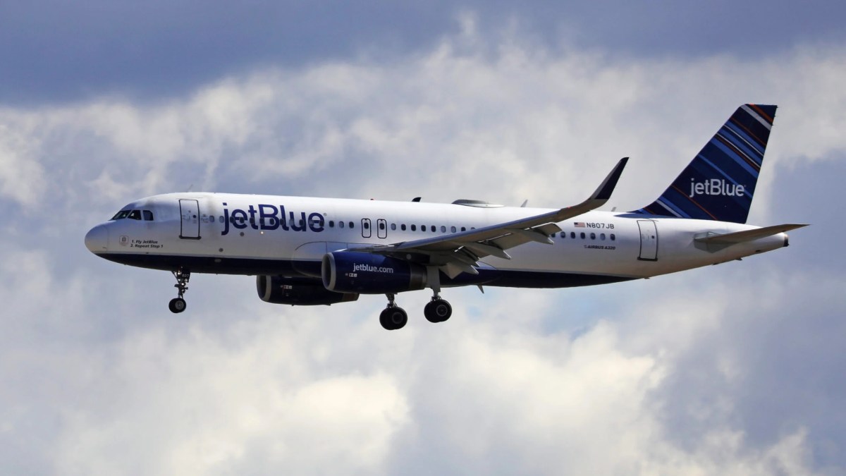 Jetblue plane